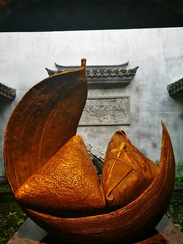 �ѵõ�С���٣���Ȼ�������˺͹�����С�ۡ�