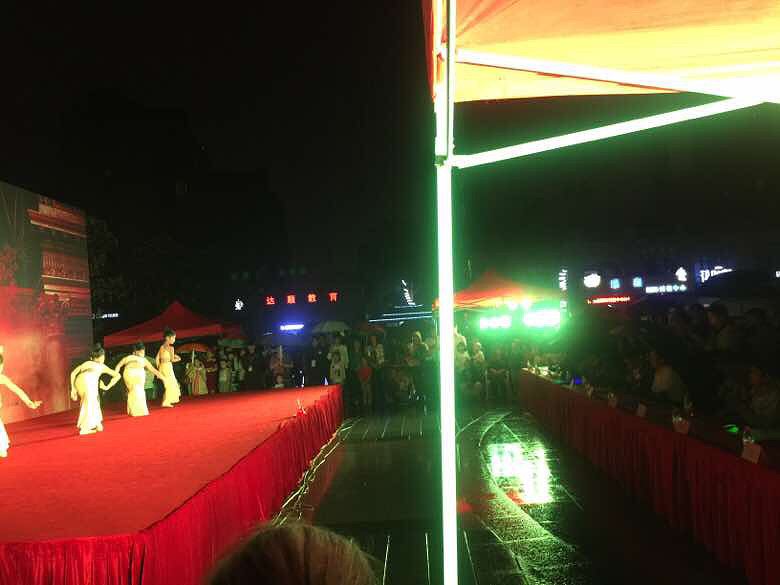 ������ð����ݣ������Ǵ�ɡ����