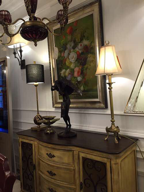 ��������&