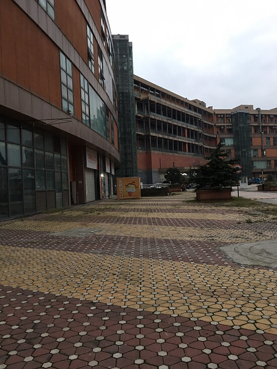 ����·�����и۳ǡ���������ġ���û��ʲô