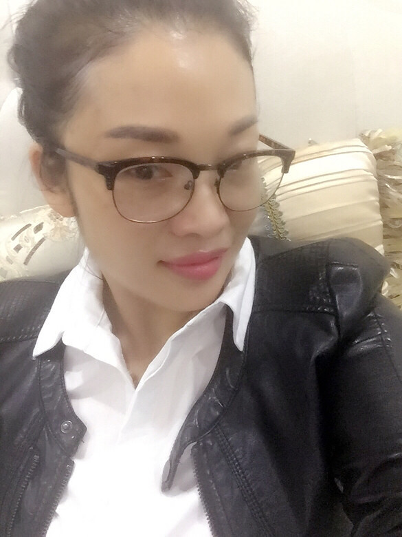 �����ˣ���ð���ܵ�������ɫ�˿�����������