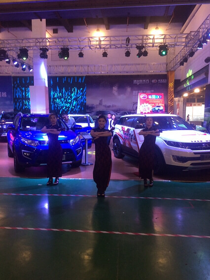 ��չ��һ��