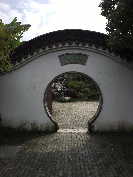 �������䷫ͤ