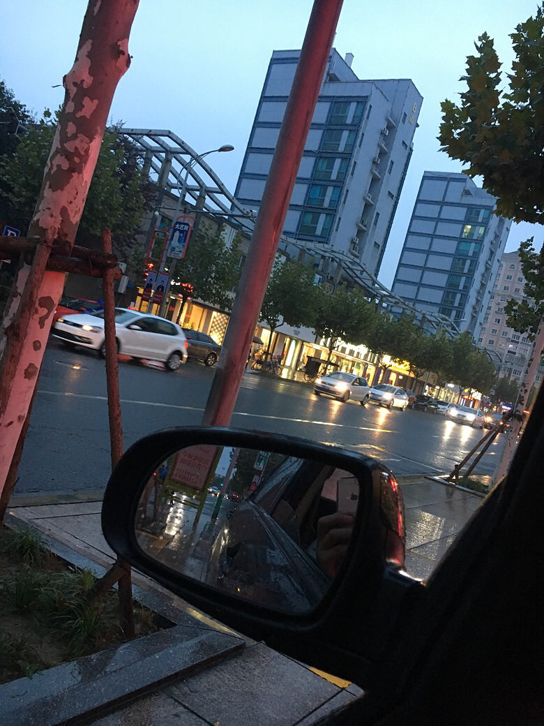 �����ȴ����ֻ����������� ��Ϊ���ӵ�����