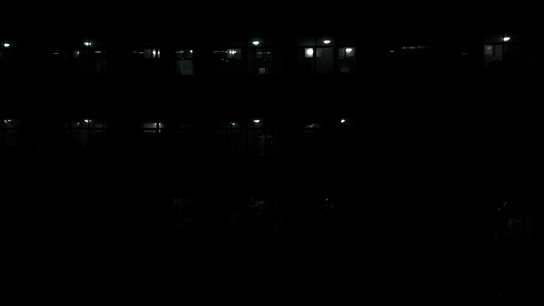 ���������~