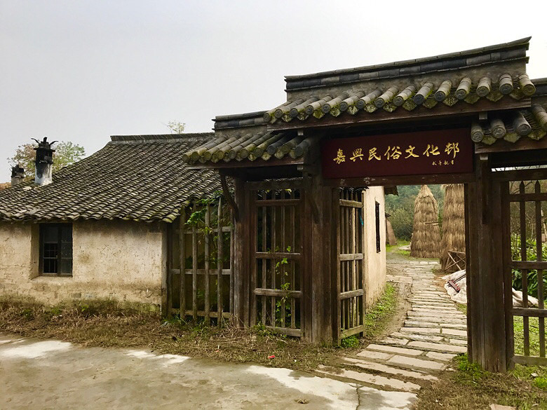 ����÷����