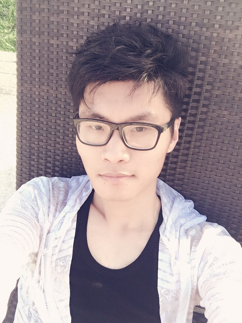 ������©����