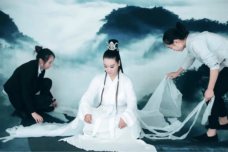 ����ϲ����װ���Լ�