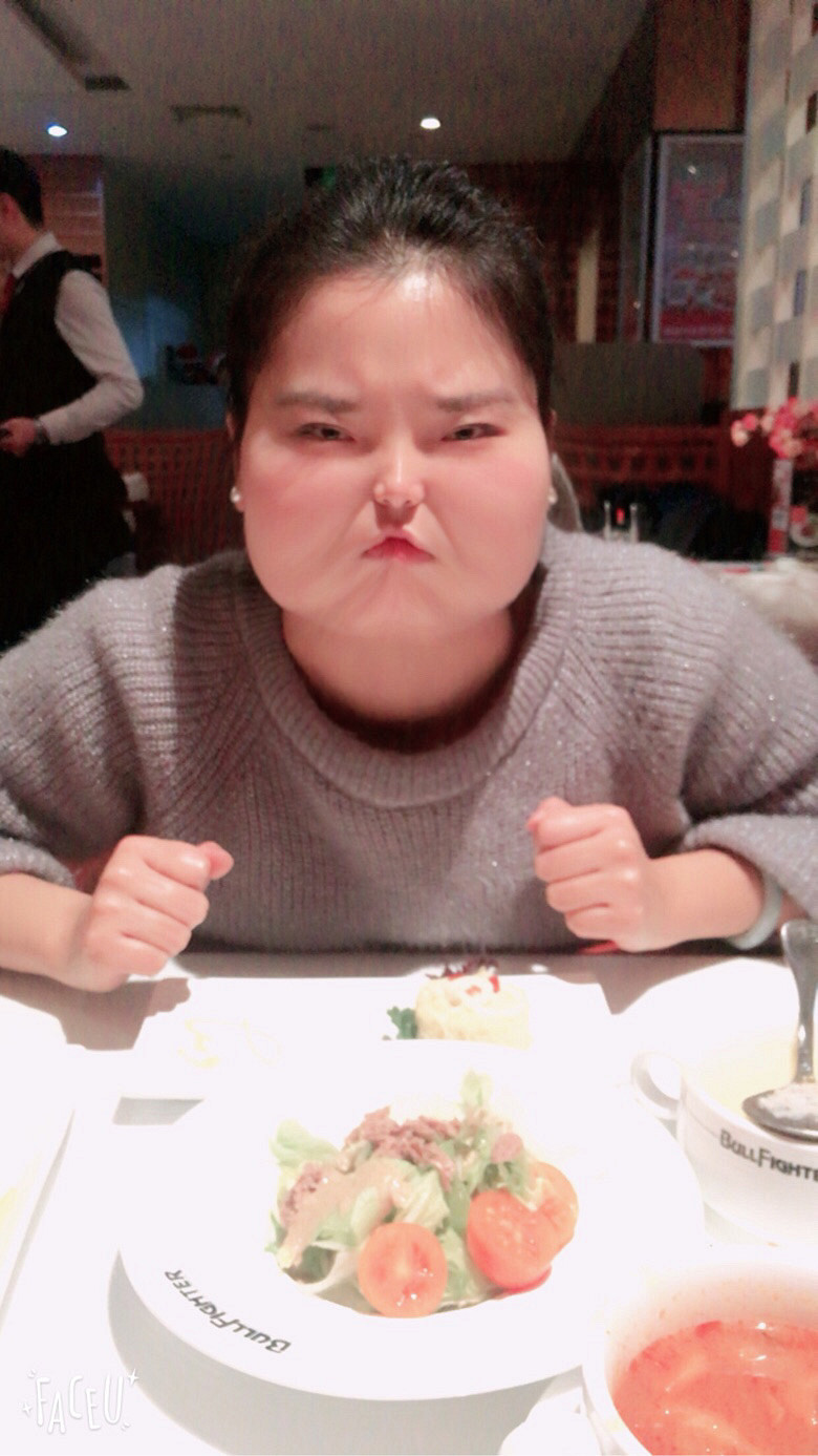 �����Ĵ�����С��Ů���Ժڳ�������