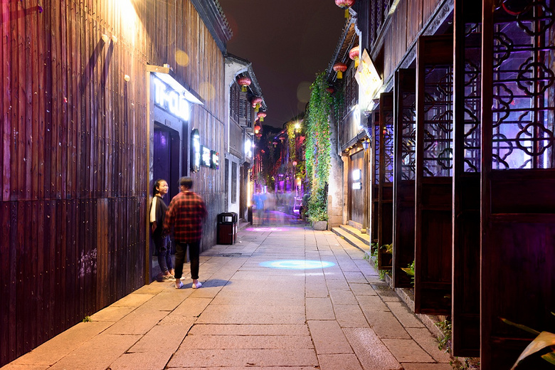 ���꽭��֮�º�ӡ��