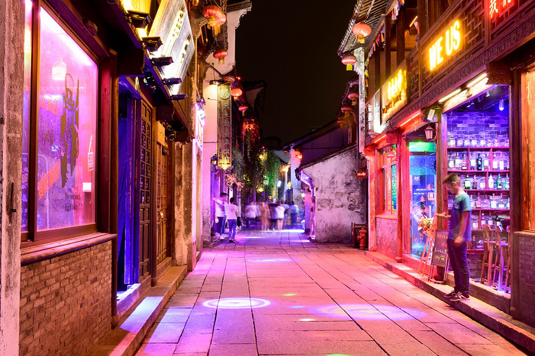 ���꽭��֮�º�ӡ��