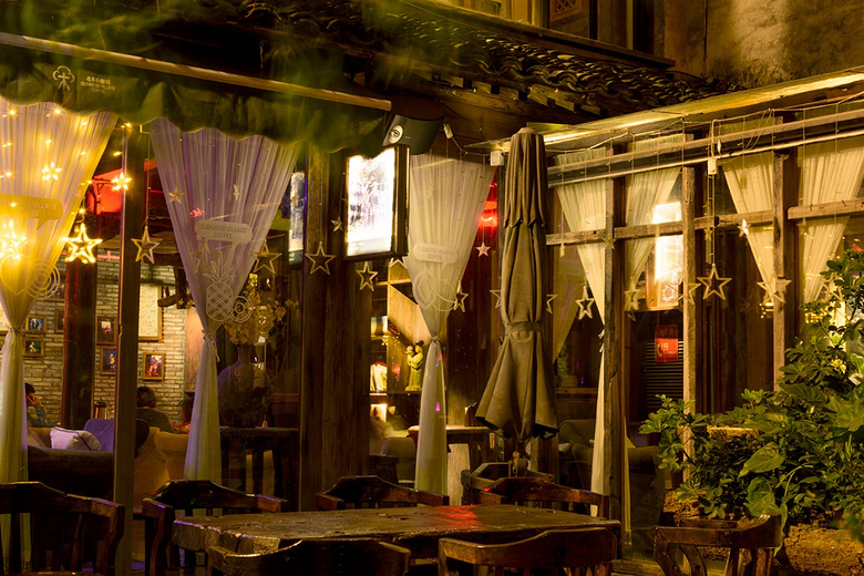 ���꽭��֮�º�ӡ��