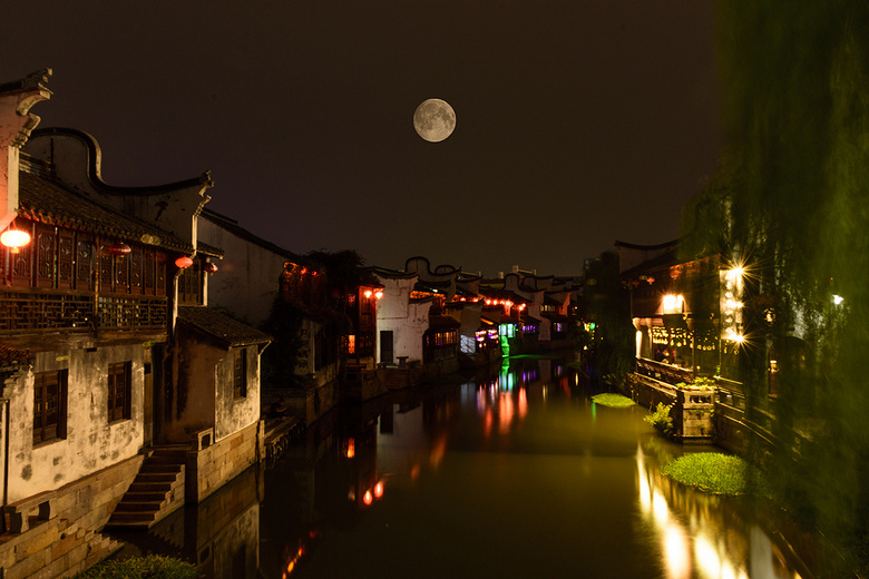 ���꽭��֮�º�ӡ��