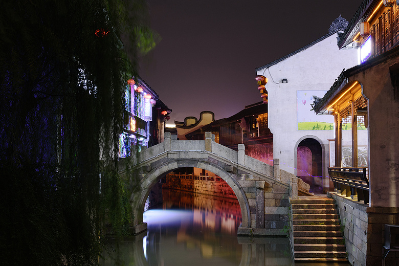 ���꽭��֮�º�ӡ��