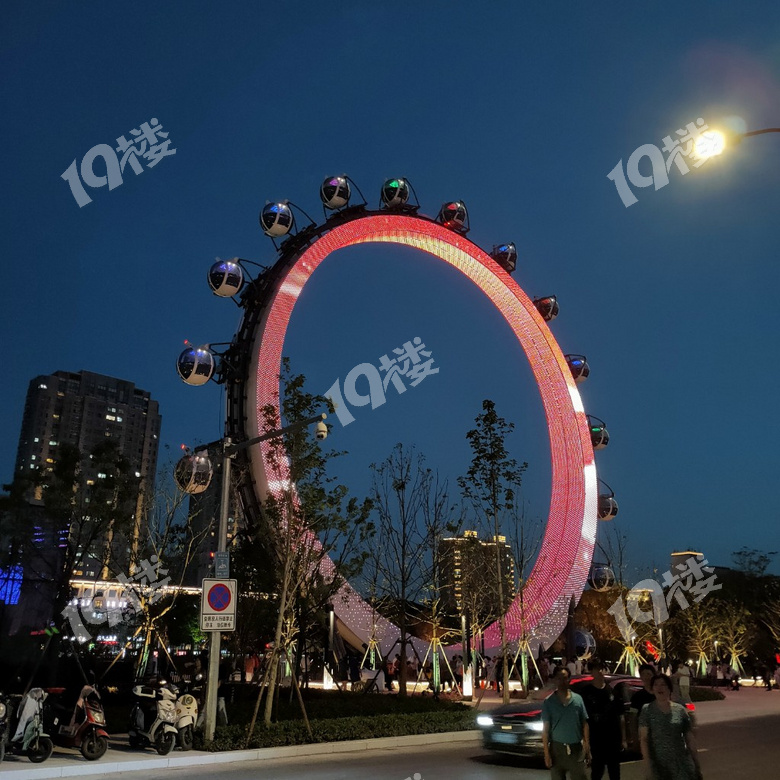 夏日的夜晚晚风拂面秀州公园焕然一新的摩天轮夜景美美哒