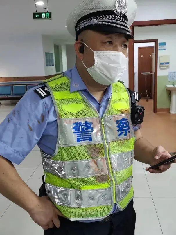 女司机和女乘客都不见了嘉兴高速公路发生离奇车祸交警一看