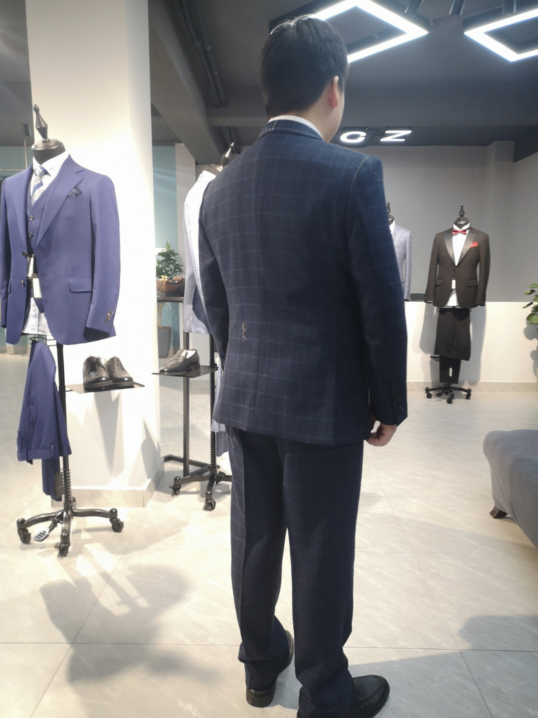 ���Ʋ����������ƣ�Ϊ�����һ�׺������������