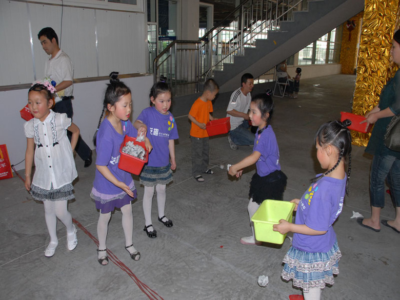 天通杯环保亲子嘉年华现场回放-育儿问答-嘉