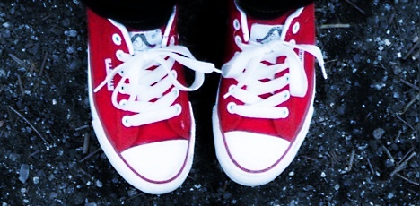 明天我就要去医院拔指甲.真的不敢想那痛.-南湖