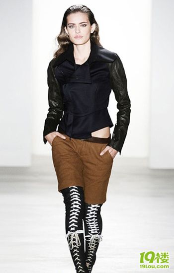 <em>短裤</em>巧配冬棉袜 大腿显瘦2圈-时尚消费-嘉兴19