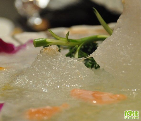 今天要表扬一个人,也要批评一家店(有图有真相