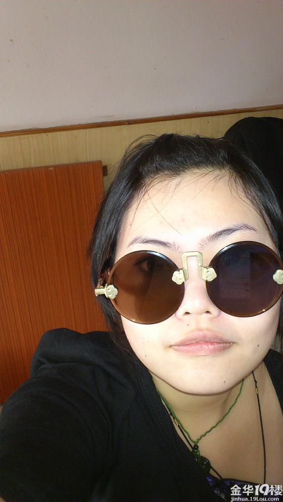 【偶的掩面照】+<em>坑爹</em>的大脸<em>妹</em>,遮不住脸啊,所