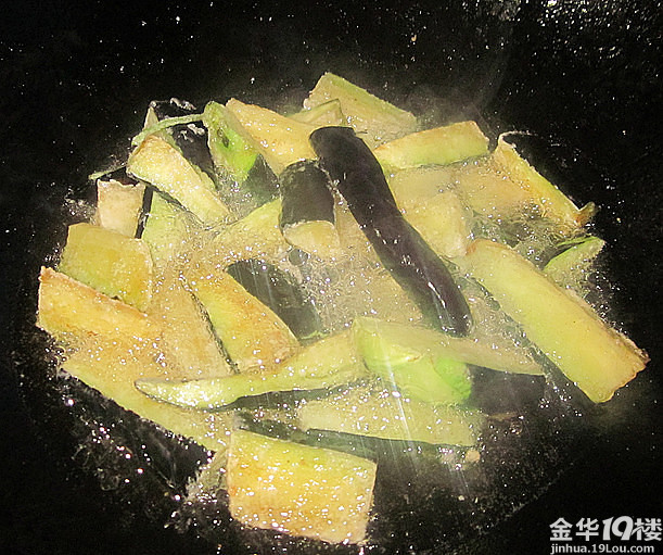 肉末茄子--吃茄子<em>头发</em>会<em>变黑</em>的哦-我爱私房菜-