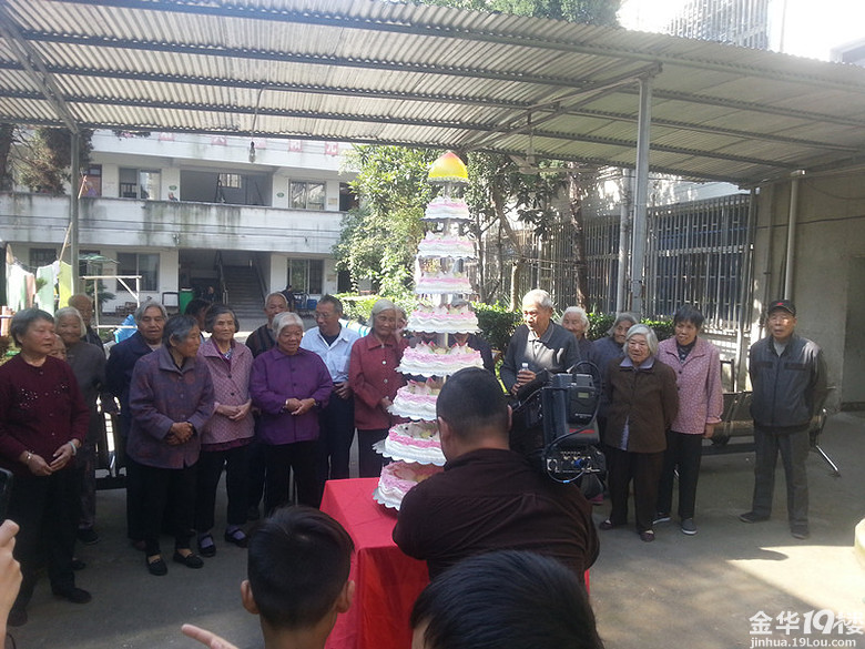 希望爱心社敬老公益活动走进唐先敬老院-永康