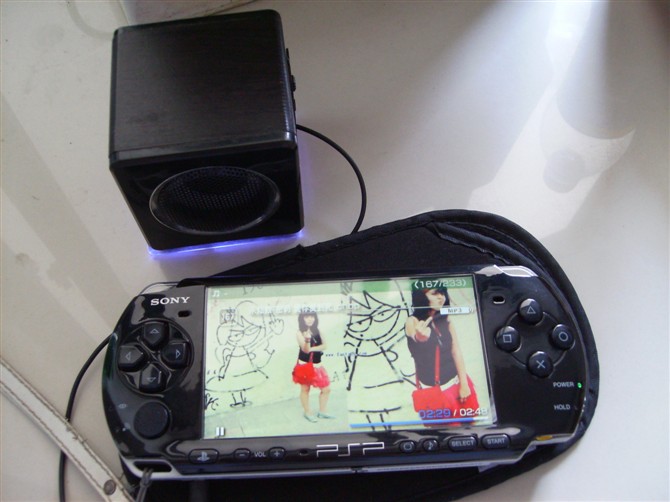 看看我的PSP3000! 你们现在还有人在玩吗?(我