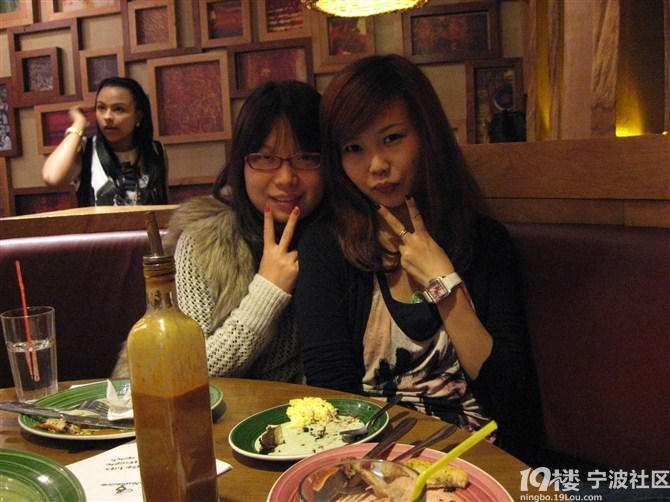 【相亲汇4号】 女 25岁 前台行政秘书 身高:16