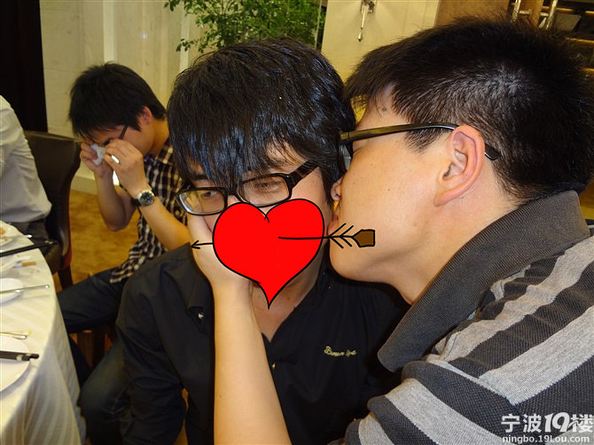 老太视频:五一同学,日记聚餐,基情无限啊!直恋同学美食图片