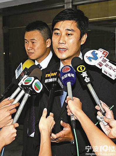 香港集邮王涉非礼众多男艺人 珍藏六万肉警照