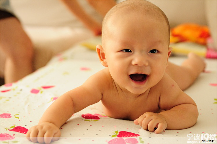 爱笑的宝宝-婴儿期(0-12个月)-亲子乐园-宁波1