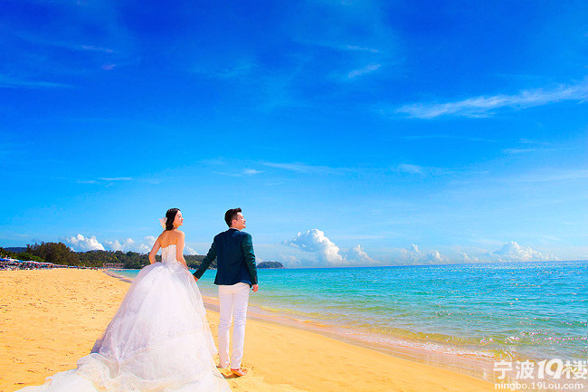 甜蜜浪漫的婚纱照之旅,普吉岛安达曼海上的一