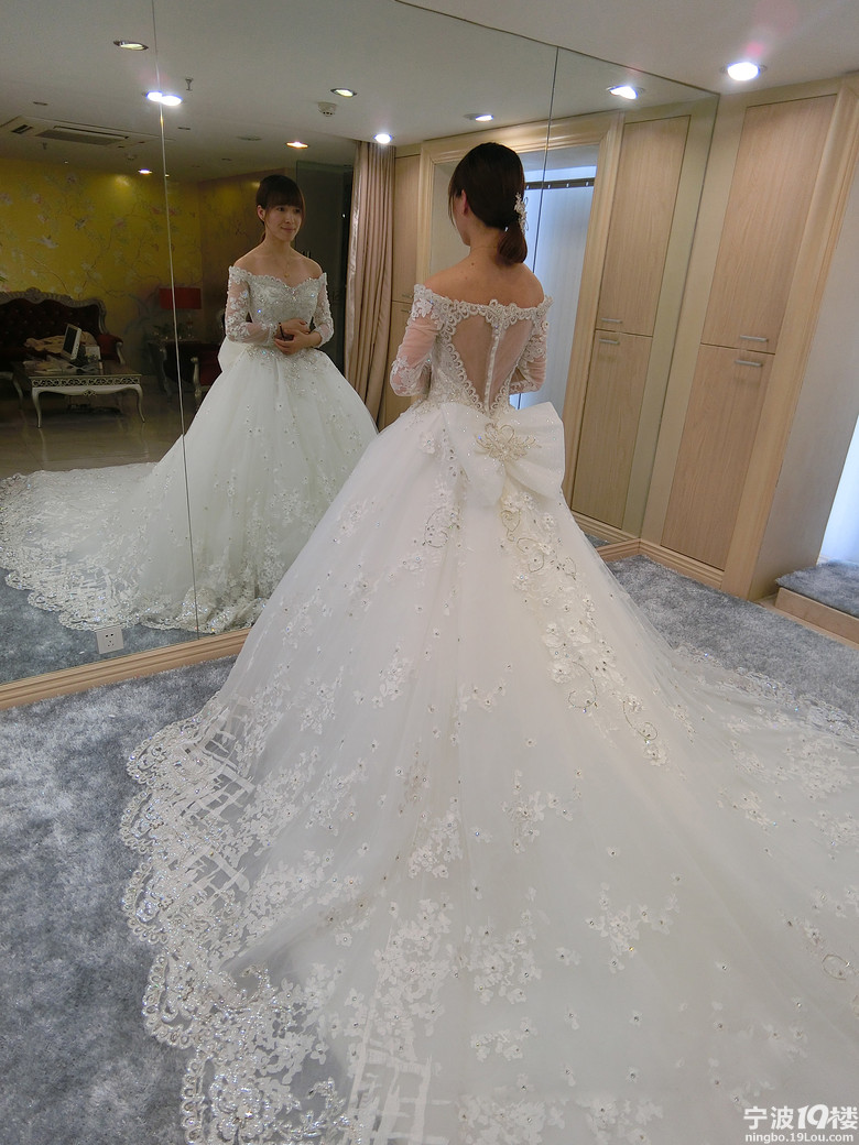 不能和周杰伦结婚, 也要和昆凌穿同款婚纱!-挑