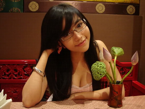 越南 混血<em>美女</em> 瑶瑶最新照片-说身边事-宁波消