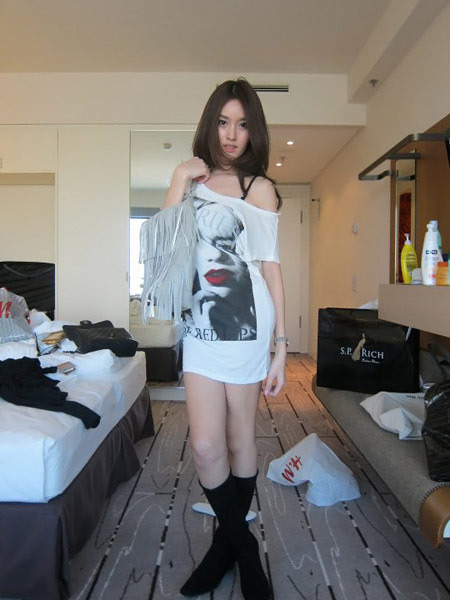 泰国最美人妖学生私照 太惊艳了(组图)