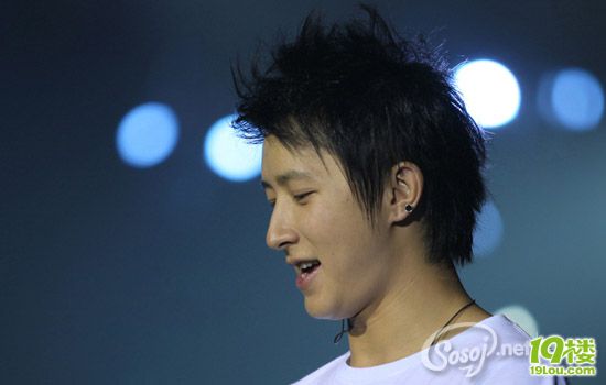 宁波大剧院韩庚宁波歌友会歌迷疯了!韩庚宁波