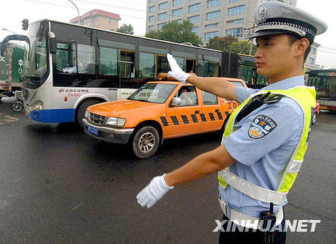 衢州市交警待遇怎么样啊?一年赚多少啊?-车界