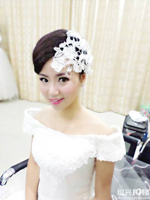 姐姐的试妆照,结婚那天我要考试去不了,遗憾。