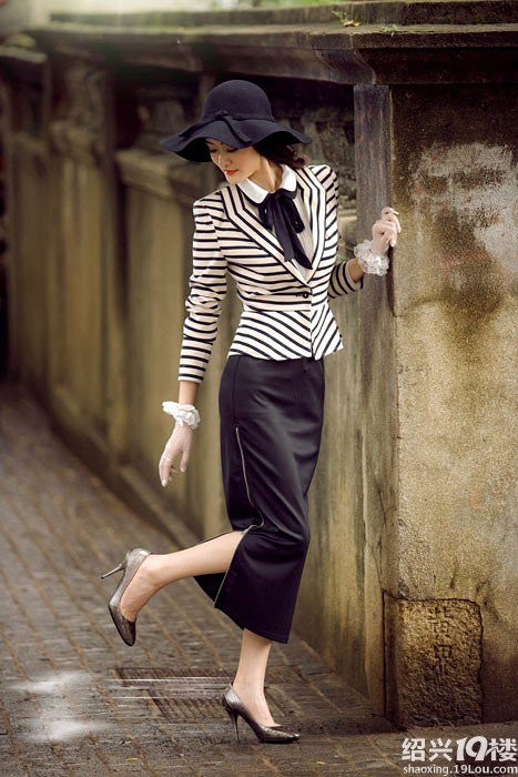 我和我的钢琴教师老公浪漫的旅游婚纱照-婚纱