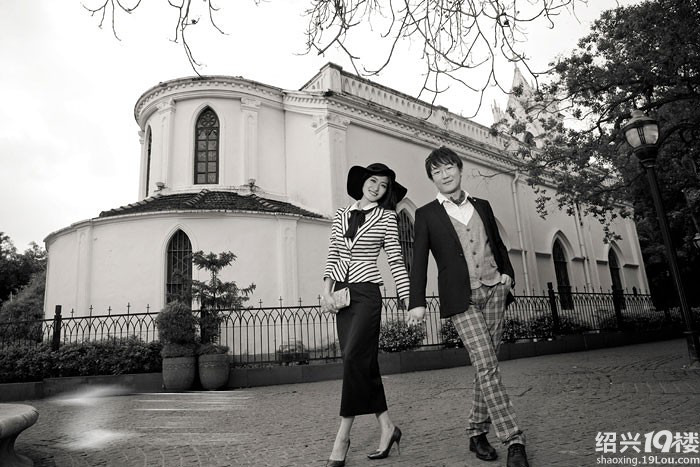 我和我的钢琴教师老公浪漫的旅游婚纱照-婚纱