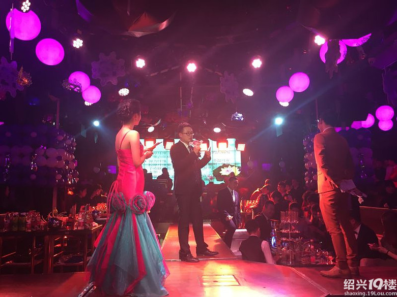 不老男神 吴启华昨天 来绍兴了?-让我来话话-绍