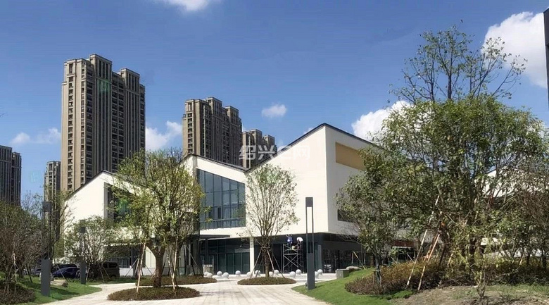 上虞区首个邻里中心建成开业
