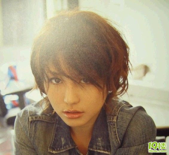 夏天了,大家剪一个亮丽的短发吧