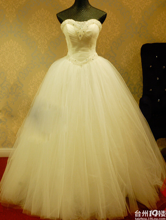~婚纱的款式分类有哪些?-谈婚论嫁-台州19楼
