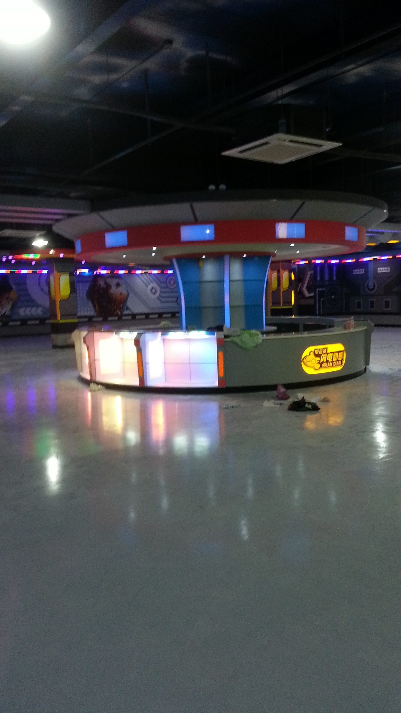 温岭九龙闪电动感电玩城招人了