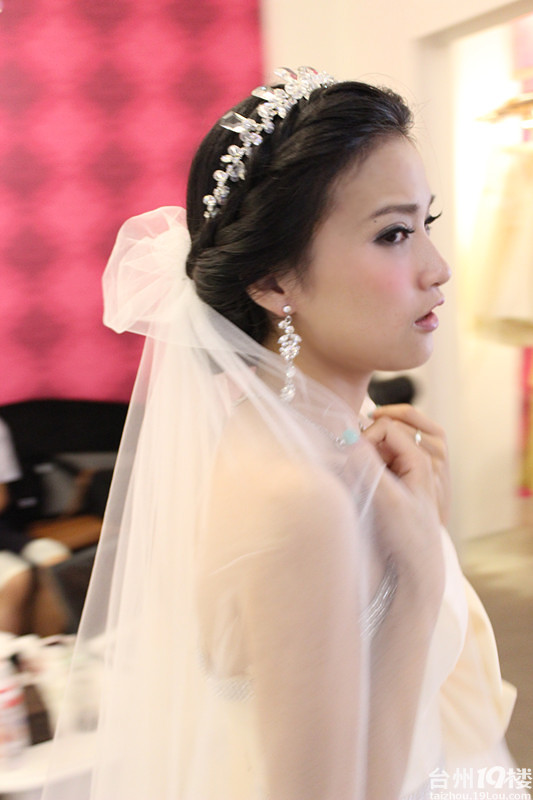 最新试妆照欣赏——婚礼造型——麦朵