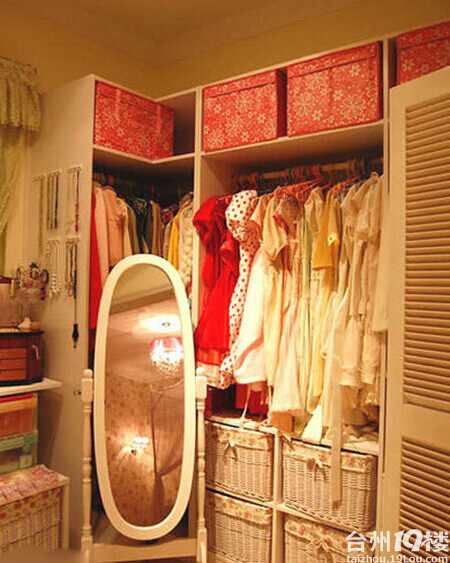2平米解决衣服收纳打造小户型衣帽间,超实用哦