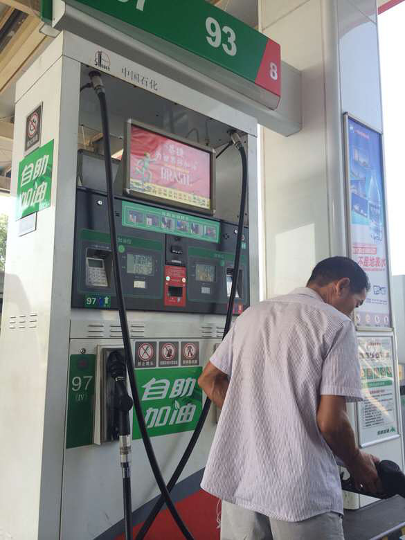 助力摩托车不是说不让加油吗-讲白搭-台州19楼